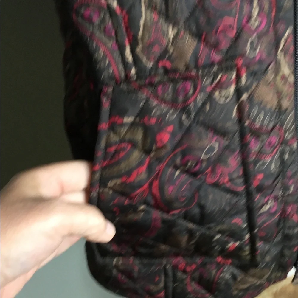 J Jill Black & Burgundy Paisley Quilted Fall Winter Spring Zip Up Vest XSP